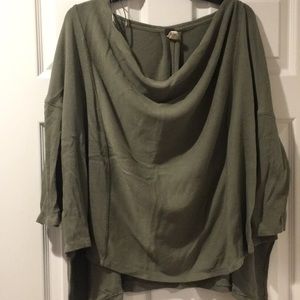 Green long sleeve sweater